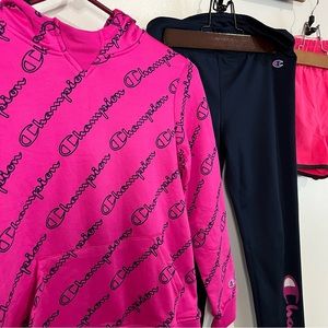 Size 10/12 Pink Print Champion Pull Leggings
Over 3 pieces